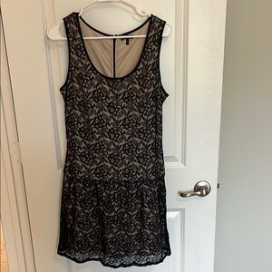 Black Lace Sleeveless Dress